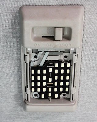 LED Direct Exact Fit Panel Light for Toyota Landcruiser 80 series - 2 pieces - Image 1 of 4