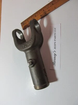 FOR JEEP RARE SLIP YOKE 1966 - 1971 CJ5 CJ6 C101 WITH 225 V6 F4 937332 NEW NOS! - Image 1 of 4