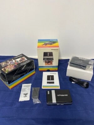 Polaroid PoGo Instant Mobile Color Printer Zink Zero Ink New Open box - Image 1 of 4