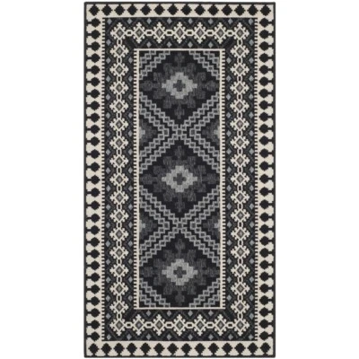 Tapete SAFAVIEH Outdoor VER099-0421 varanda preto/creme - Imagem 1 de 4