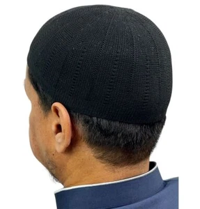 Gorra islámica de punto Kufi Taqiyah Topi para hombre - negra - Imagen 1 de 1