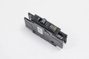 Square D Qou135 Miniature Circuit - Picture 1 of 4