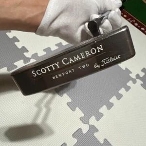 SCOTTY CAMERON CLASSICS NEWPORT TWO 35in Putter RH With Head Cover F/S - Picture 1 of 13