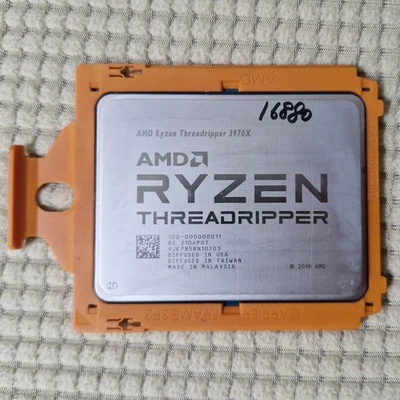 AMD Ryzen Threadripper 3970X: 32C/64HT 3.7GHz sTRX4 128M/L3 280W/TDP - Image 1 of 3