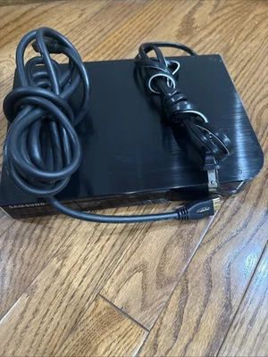 Reproductor de discos Blu-ray de transmisión Samsung BD-H5100 con cable HDMI | SIN CONTROL REMOTO Foto 1 de 3