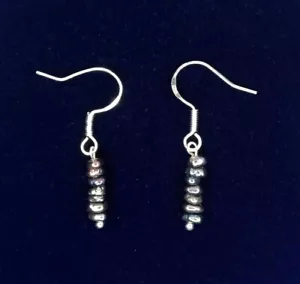 2 Pairs minimalist 925 sterling silver black Tahitian seed pearl drop earrings - Picture 1 of 3