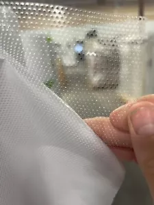 Finestra montaggio interno trasparente lucida decalcomania vinile 60/40 solvente e lattice - Foto 1 di 12