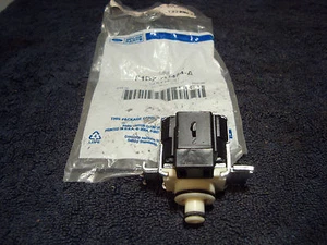 Solenoid SHO Transmission OEM Ford F1DZ-7G484-A Taurus SHO Sable Continental J3 - Picture 1 of 3