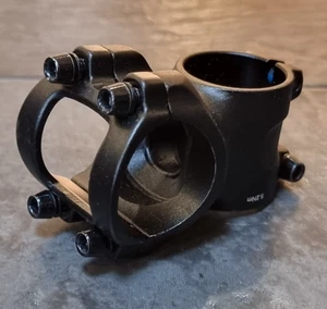 Alloy Handlebar Stem -31.8mm Bar Clamp, 50mm Length, 6 Degree Rise - Black - Picture 1 of 5
