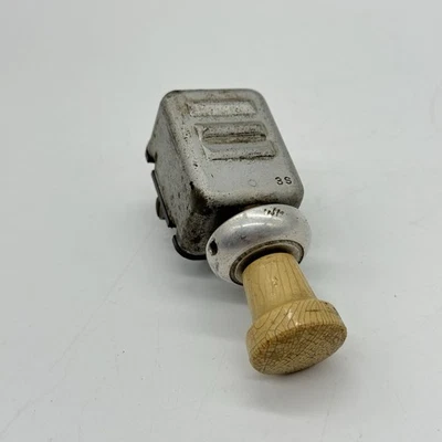 Interruptor de faros Porsche 356 Pre-A BOSCH SH/LZ6/1 perilla marfil con bisel de aluminio Foto 1 de 4