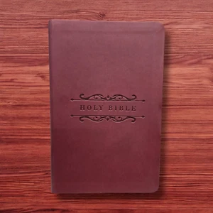 Thomas Nelson Personal Size Burgandy Leatherbound Bible (NKJV) - New* - Picture 1 of 8