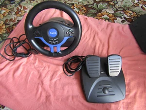 LOGIC3 TOPDRIVE GT1 RUEDA DE CARRERAS Y PEDALES PARA PS2 - Imagen 1 de 6