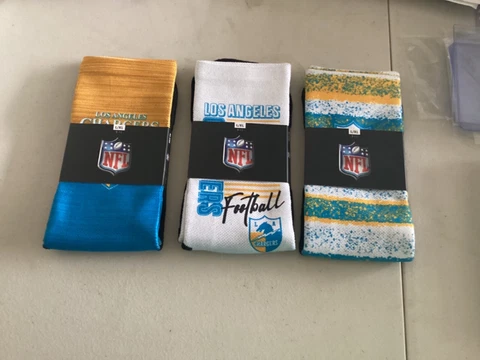 NFL Shop 3 Pairs of Los Angeles Chargers Sports Socks L/XL Cover