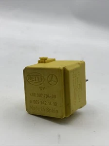 Mercedes A 002 542 14 19 Hella 4RD 931 680-02 relay - Picture 1 of 5