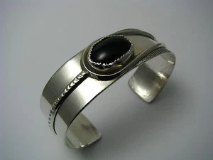 SOUTHWESTERN STERLING SILVER CUFF BRACELET ONYX GEMSTONE by Elsie Yazzie Navajo  - Picture 1 of 10