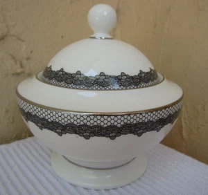 NEW LAUREN Ralph Lauren Cocktail Dress Bone China Sugar Bowl + Lid Discontinued - Picture 1 of 10