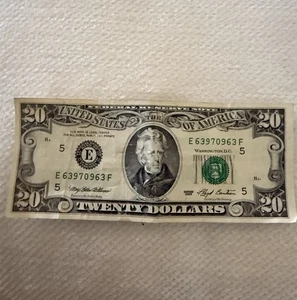 1993 Series $20 Dollar Bill Bank note Old Type US Federal Reserve Small Head (1) - Picture 1 of 7