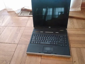 HP pavilion ze2000 384 MB ram, AMD Sempron 2800 + 1.60 GHz, 18 GB HDD - Picture 1 of 7