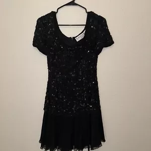 Vintage Black Tie Oleg Cassini Sequin Dress Size 4 100% Silk 80s Shoulder Lined - Picture 1 of 6