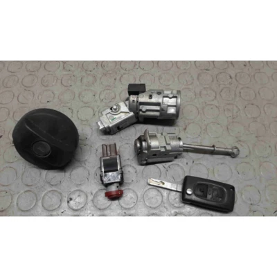 Set impariglio chiavi CITROEN C3 1.4B 2010 - Immagine 1 di 4