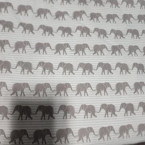Tommy Hilfiger Queen Sheet Set 2 Pillows Cases 1 Flat And Fitted Sheet Elephant - Picture 1 of 6