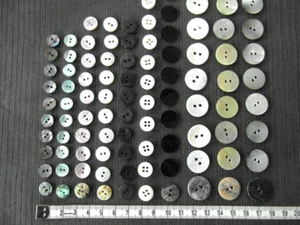 Konvolut Knöpfe Musterknöpfe Perlmutt 10 Positionen = 100 schöne Perlmuttknöpfe - Bild 1 von 9