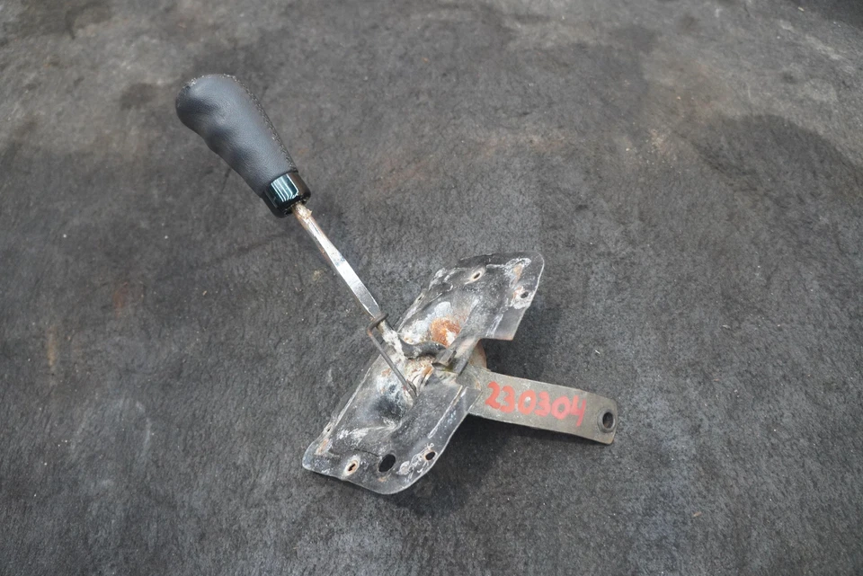 Palanca de cambios de transmisión automática Bricklin Sv-1 1974 *desgaste* Foto 1 de 4