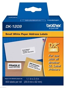 Etiquetas de dirección blancas pequeñas Brother DK1209 para impresoras de etiquetas QL570, QL-570 - Imagen 1 de 1