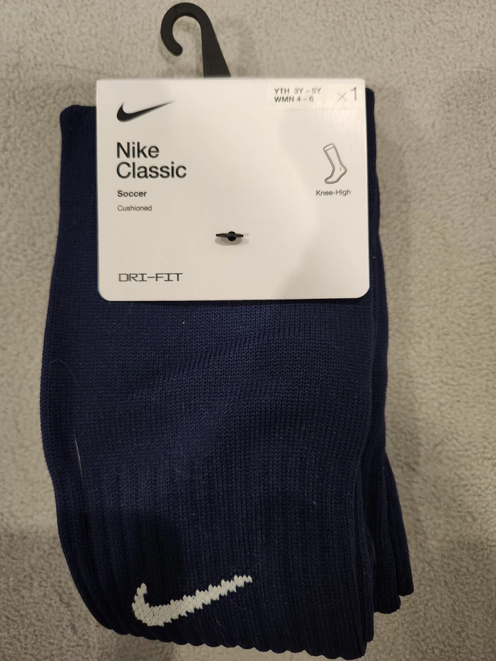 Nike Classic Athletic Socks Navy Womens 4-6 - Image 1 of 1