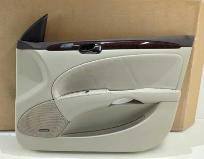 New OEM GM RH Front Door Trim Panel 2006-2011 Buick Lucerne Shale Suede 20938137 - Image 1 of 4