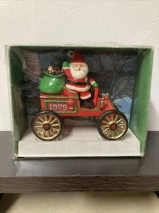 VTG 1979 HALLMARK Tree Trimmer Collection SANTA'S MOTORCAR Christmas Ornament - Picture 1 of 12