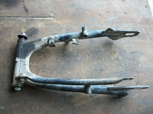 1975 Kawasaki f7 175 rear swing arm bolt enduro - Picture 1 of 4