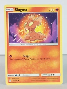 Slugma - Eclissi Cosmica - 26/236 - Singoli - Pokemon TCG - C - Foto 1 di 31