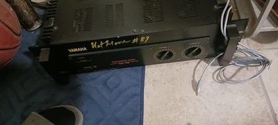 Yamaha P2100 Professional Series Natural Sound Power Amplifier 1980s (Read) - Image 1 of 3