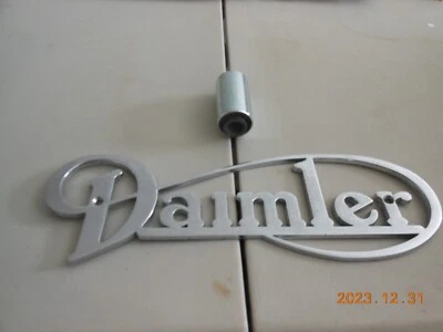 DAIMLER SP250/DART ЗАДНЯЯ ПРУЖИНА В СБОРЕ ГЛАЗНОЙ ВТУЛКА - Изображение 1 из 3