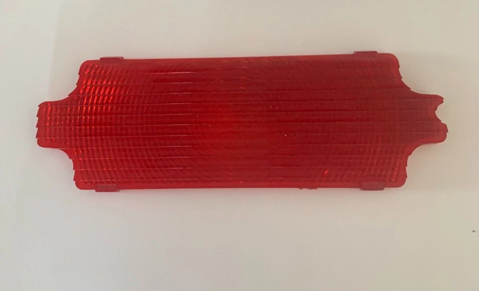 Lente de luz trasera Oldsmobile Cutlass 442 1971 Foto 1 de 1