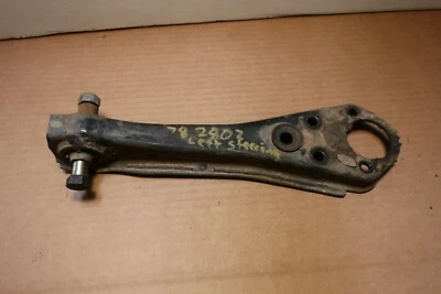 Braço de controle inferior dianteiro esquerdo Datsun 240Z, 260Z, 280Z #10 (T2) - Imagem 1 de 4