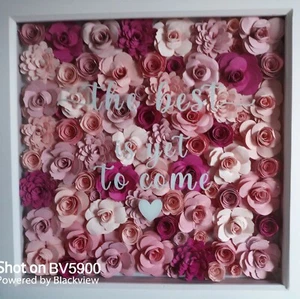 Flower shadow box - Picture 1 of 2