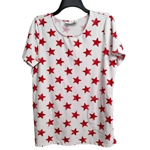 D & CO. Active Woman's White Red Stars Tunic Top Size Medium 2 pockets Fireworks - Picture 1 of 9
