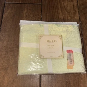 1 Noble Excellence Vintage King 20x36 Inch 1 Pillow Sham creamy yellow - Picture 1 of 2