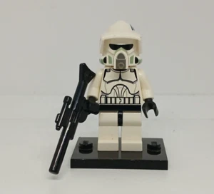 LEGO Star Wars : Clone ARF Trooper Razor - Figurine - Set 7913 sw0297 - Picture 1 of 2