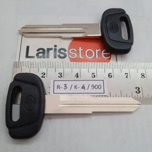Hino 2005-2020 145 165 185 238 258 268 303 338 358 Key Blank 2Pcs NEW - Picture 1 of 4