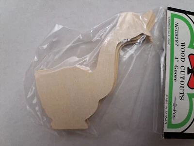 Darice Wood Cutouts - 4" Goose (2 Pack) #08287 - Image 1 of 3