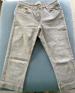Cherokee Women’s Beige Cropped Denim Jeans size 14 Exc Condition - Picture 1 of 9
