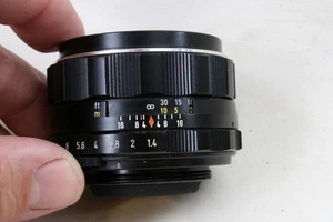 CLEAN Super-Takumar 50mm f1.4 7 element radioactive +Pentax SV - Picture 1 of 11