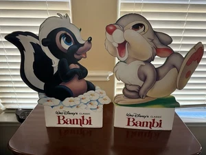 Lotto di 2 espositori film vintage 1989 Walt Disney Bambi fiore e Thumper - Foto 1 di 8