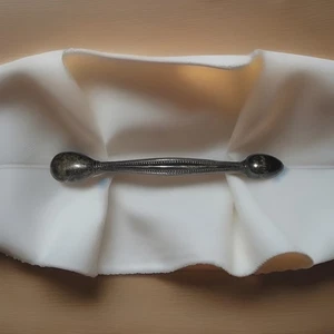 "Antiguo hermoso guante de pátina de plata esterlina Darner precioso diseño marcado 4,15""" - Imagen 1 de 4