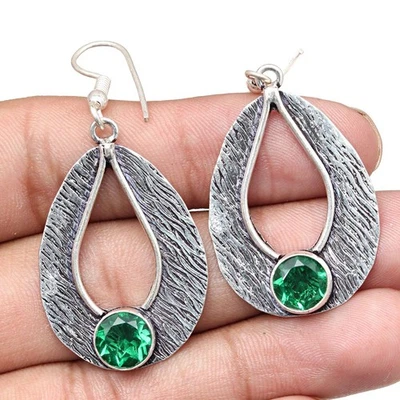 Pendientes de piedras preciosas de cuarzo esmeralda hechos a mano para ella joyas de plata de 1,5"" Foto 1 de 4