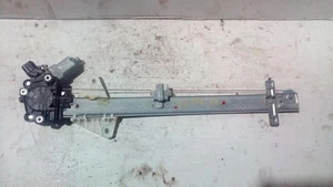 SUBARU LEVORG V1 05/2016-12/2020 RIGHT FRONT WINDOW REGULATOR/MOTOR - Picture 1 of 12