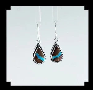 Petite Sterling and Boulder Turquoise Earrings - Bild 1 von 5